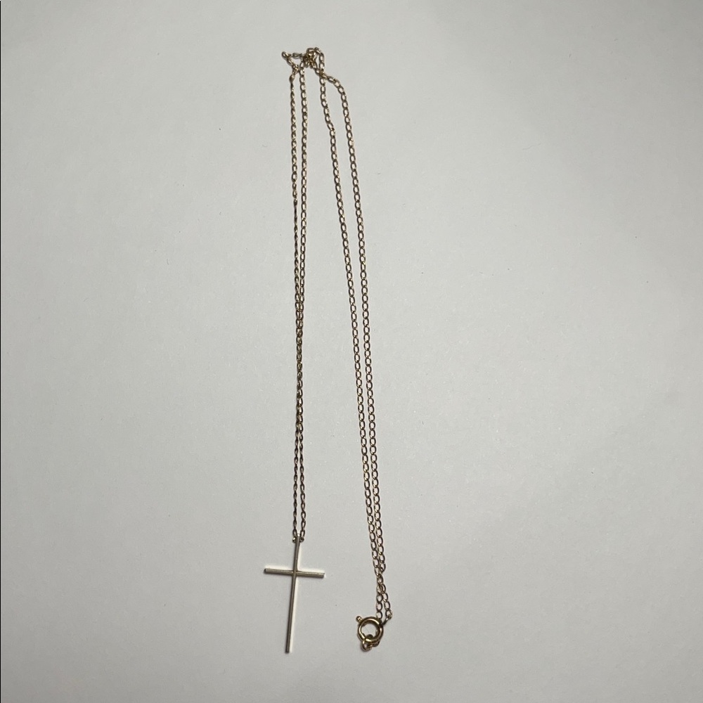 1/20 12K Gold Cross Pendant Necklace.